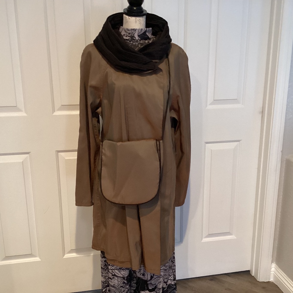 Jin Ping Women Coat/Purse Matching Set, Color Bronze, Black NWT